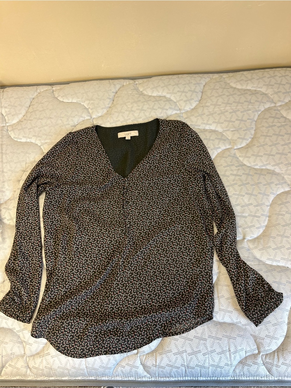 LOFT Black V-Neck Long Sleeve Printed Blouse